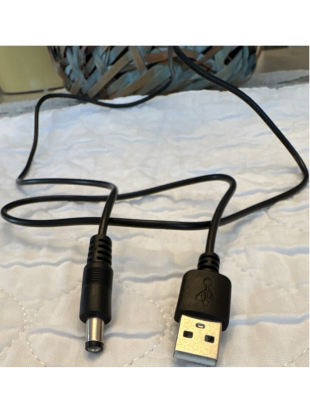 USB Type-A Male to DC Barrel Plug Adapter Cable 3ft Black 1:1
